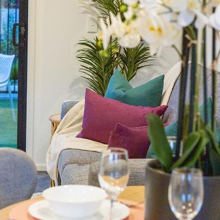 Appartamento Urban Elegance - 2 Bed, 2 Bath In The Cbd Christchurch Esterno foto